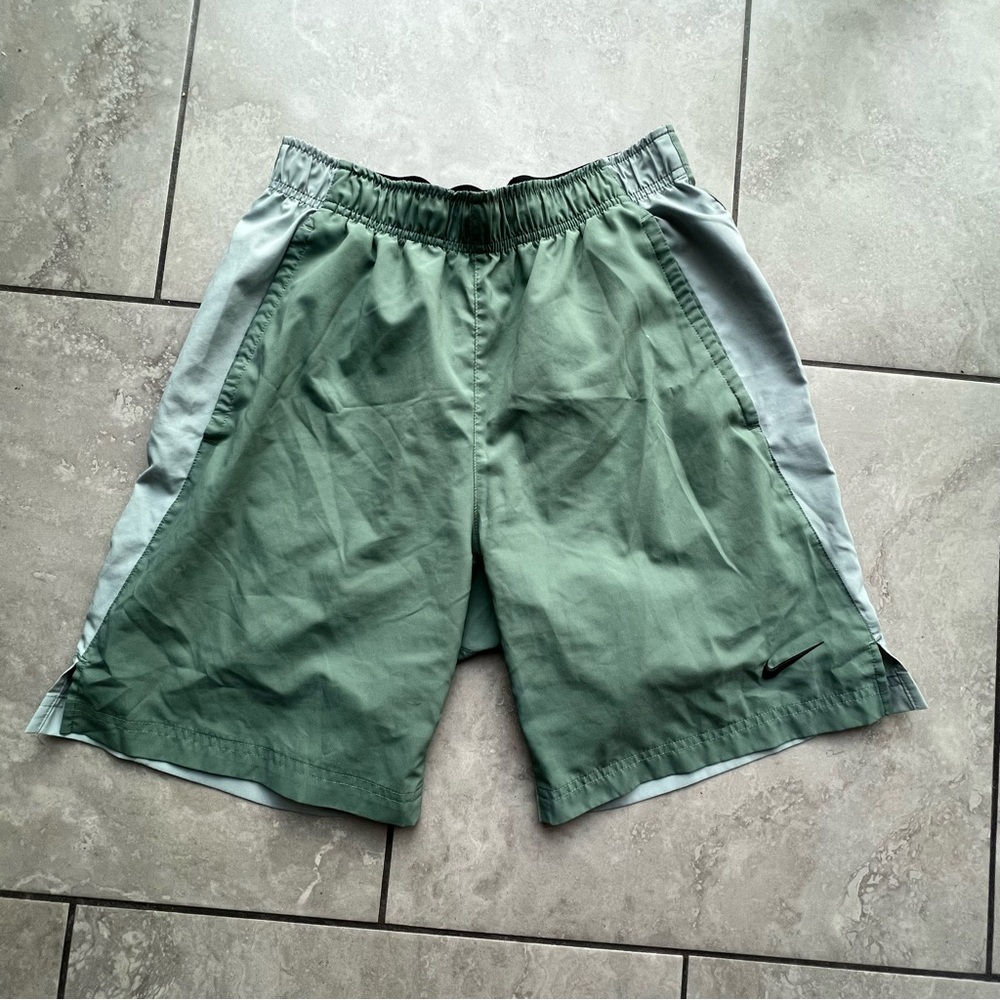 Nike Dri-FIT ADV AeroSwift running Size s green/gray